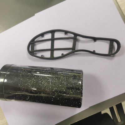 Nero Flessibilità Materiale TPU conduttivo eccellente resistenza chimica calzature materia prima