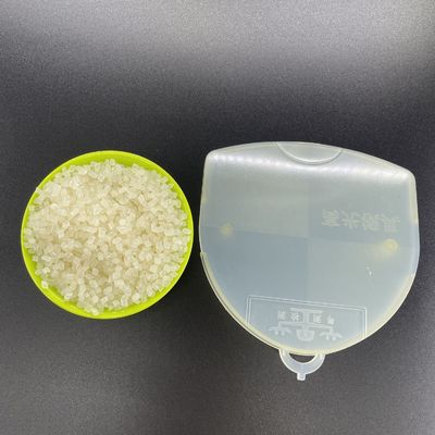 Materiale per le particelle di resina di TPU per lo stampaggio per estrusione