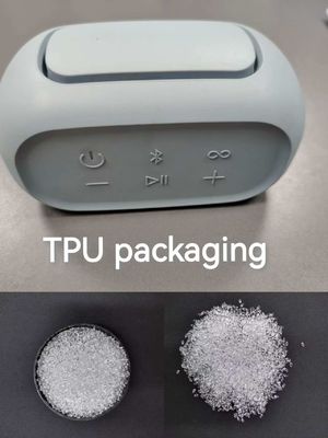 Materie prime TPU ampiamente utilizzate nelle suole e nelle casse, nei dispositivi medici, nell'imballaggio e nell'elettronica con un buon rimbalzo, una buona resistenza all'usura e un'eccellente robustezza