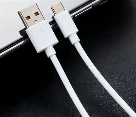TPU conduttivo, resistenza superficiale stabile, buona robustezza, eccellente resistenza all'abrasione per accessori elettronici