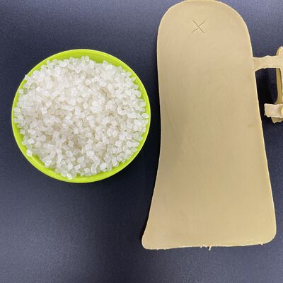 I granuli di poliuretano termoplastico possono essere modificati con rinforzo in fibra