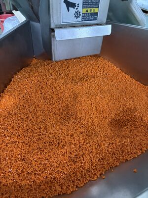 TPU color arancione, color-stabile, poliuretano termoplastico adatto al processo per attrezzature sportive, custodie per telefoni