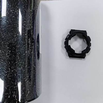 Le particelle TPU modificate ritardanti la fiamma possono essere personalizzate in colore