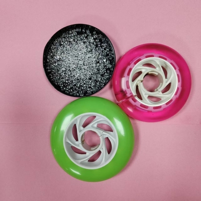 Il materiale TPU conduttivo può essere personalizzato con colore regolabile e buona resistenza e tenacità